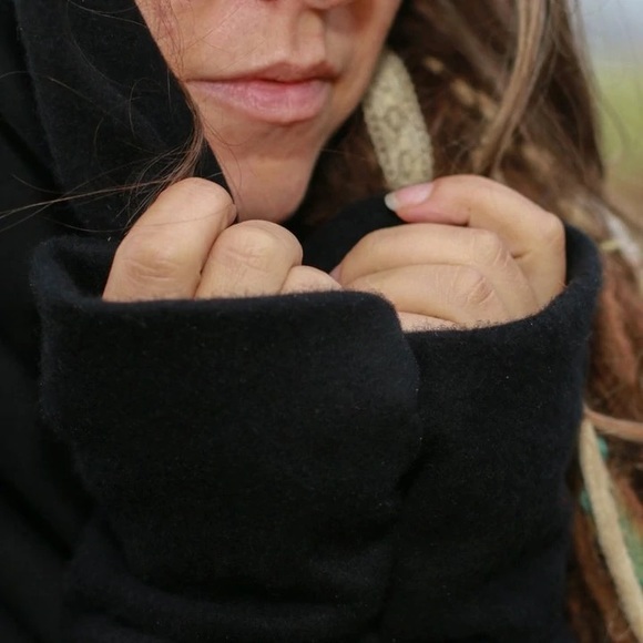 SOLD || Slow-Fashion Cowlneck Fleece Hoodie Sweater - NWOT - Picture 8 of 11